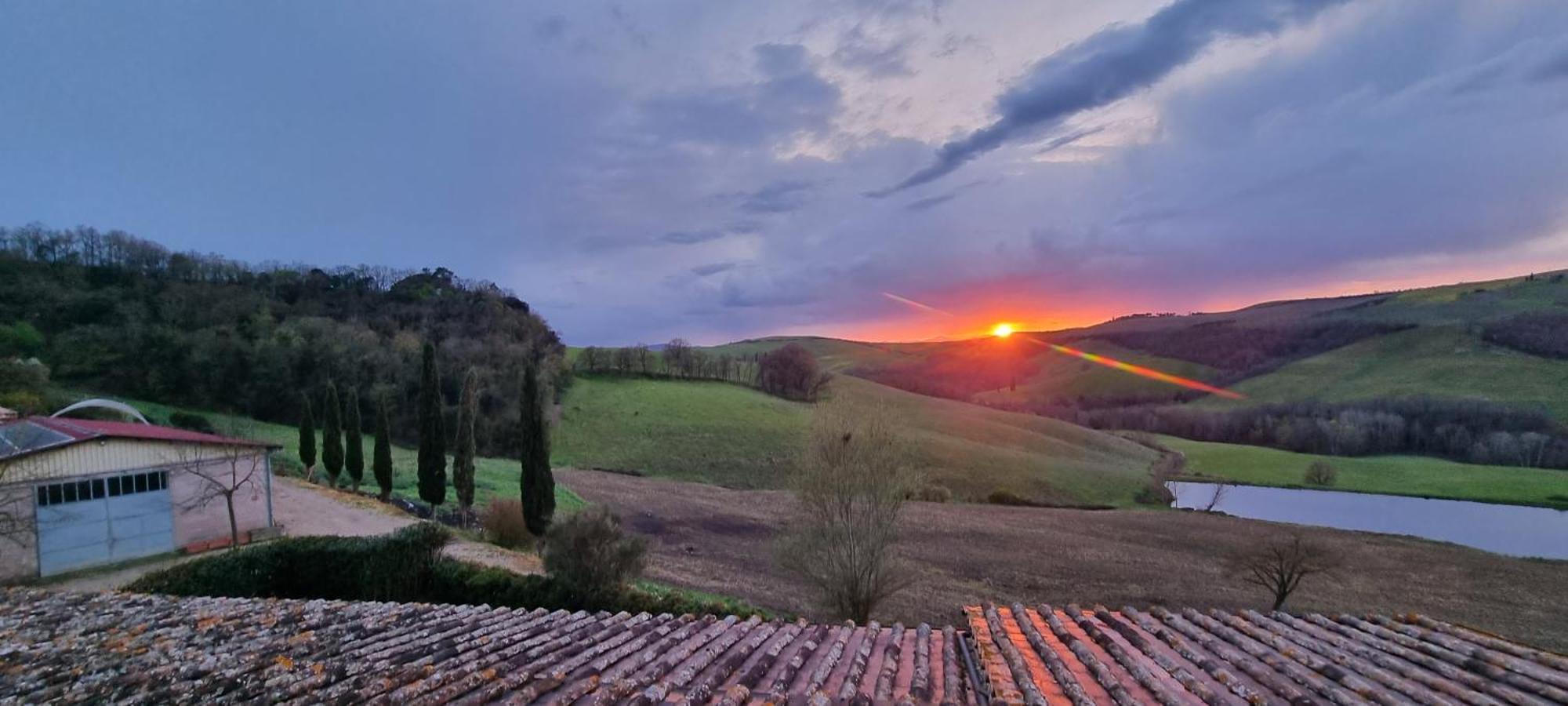 Agriturismo S. Eurosia Μονταλτσίνο Δωμάτιο φωτογραφία