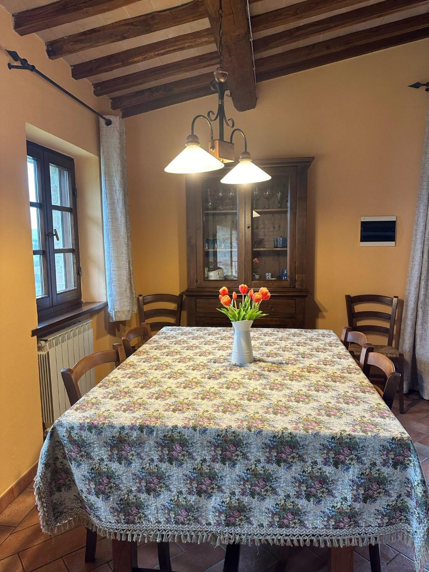Agriturismo S. Eurosia Μονταλτσίνο Δωμάτιο φωτογραφία